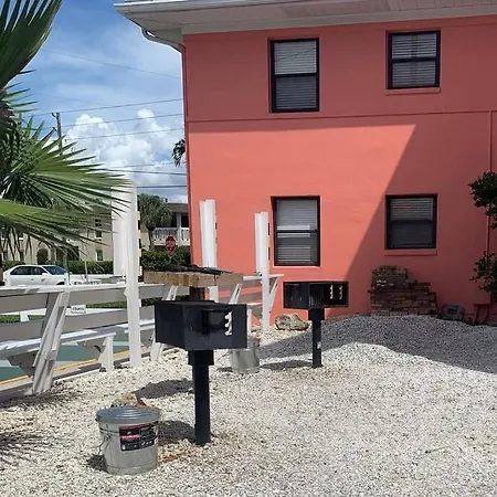 Ocean View Balcony With Heated Pool Appartement